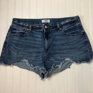 Denizen from Levi’s High Rise Raw Hem Jean Shorts 34”Waist Size 18